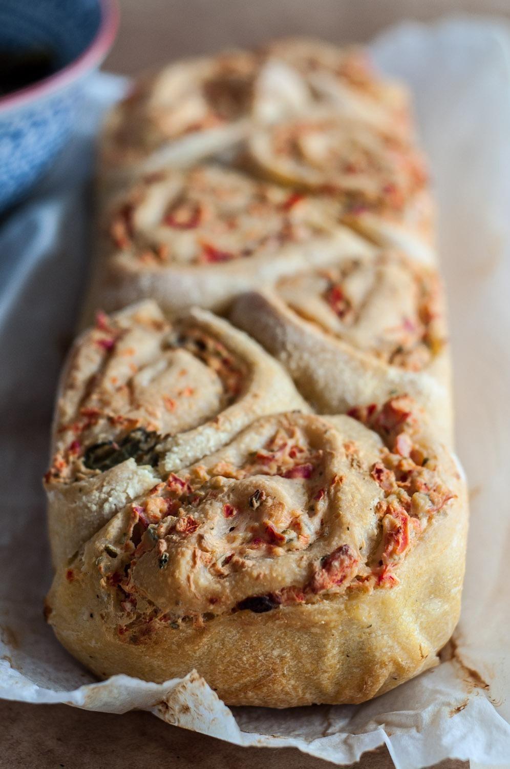 Foto em destaque de Rolinhos de Ricotta e Pimento